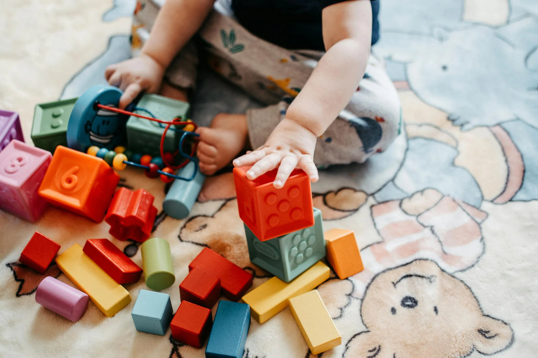 How to Choose Safe and Engaging Toys for Every Stage of Your Baby's Development