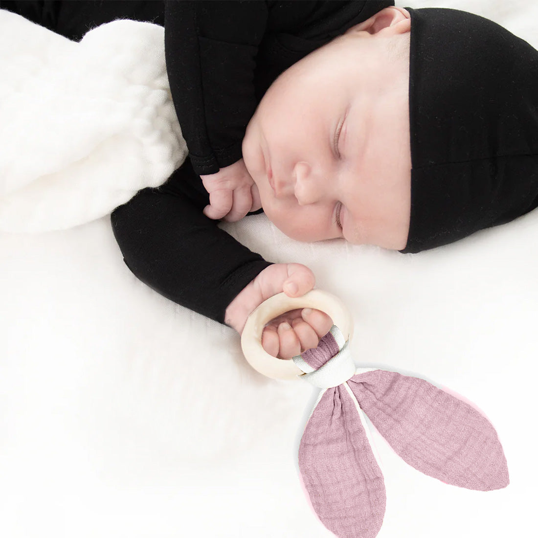 Organic Cotton Teething Ring - Pink - Little Sprouts & Co. - Teething & Soothing - [product tags]