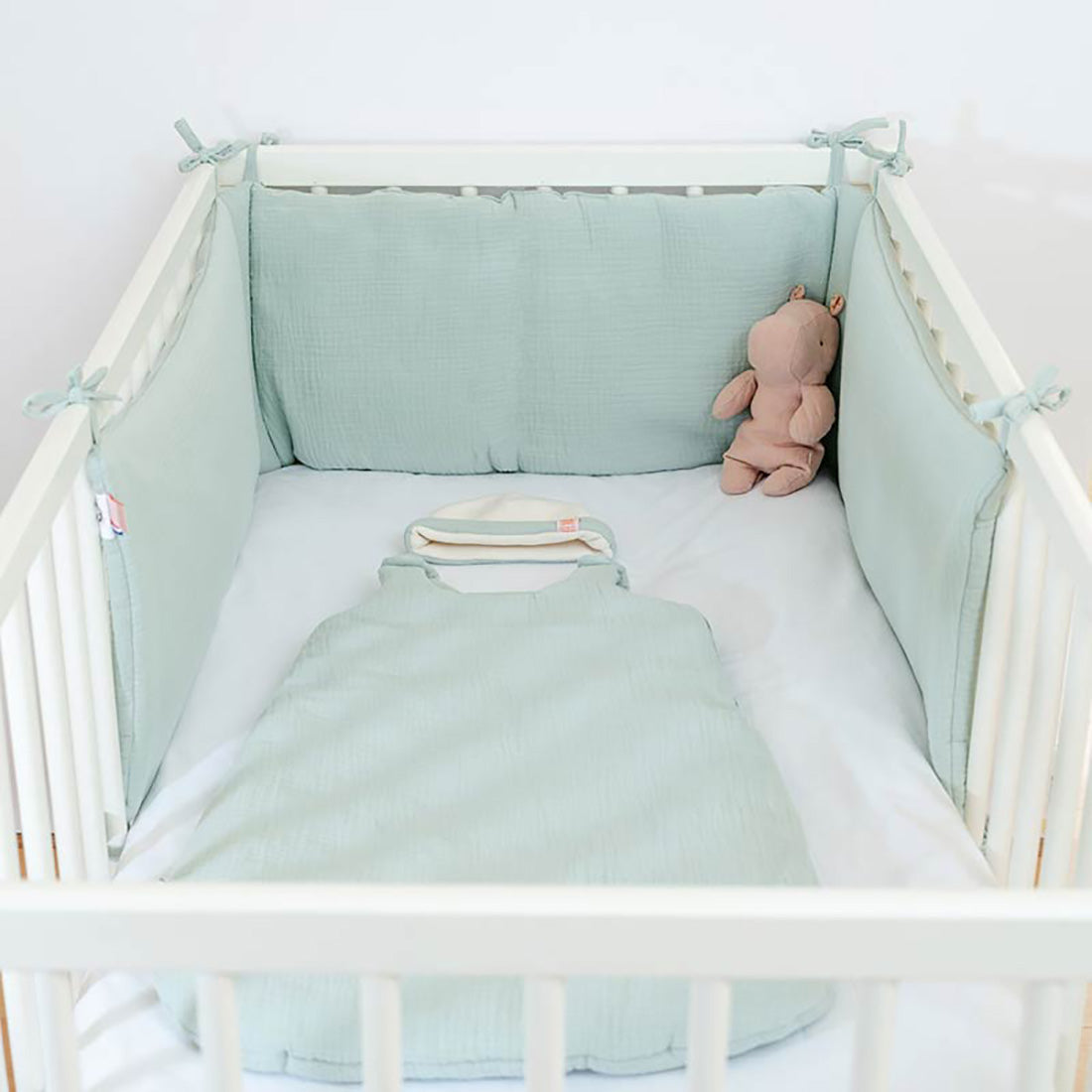 Organic Cotton Cot Bumper – Green - Little Sprouts & Co. - Bedding Essentials - [product tags]