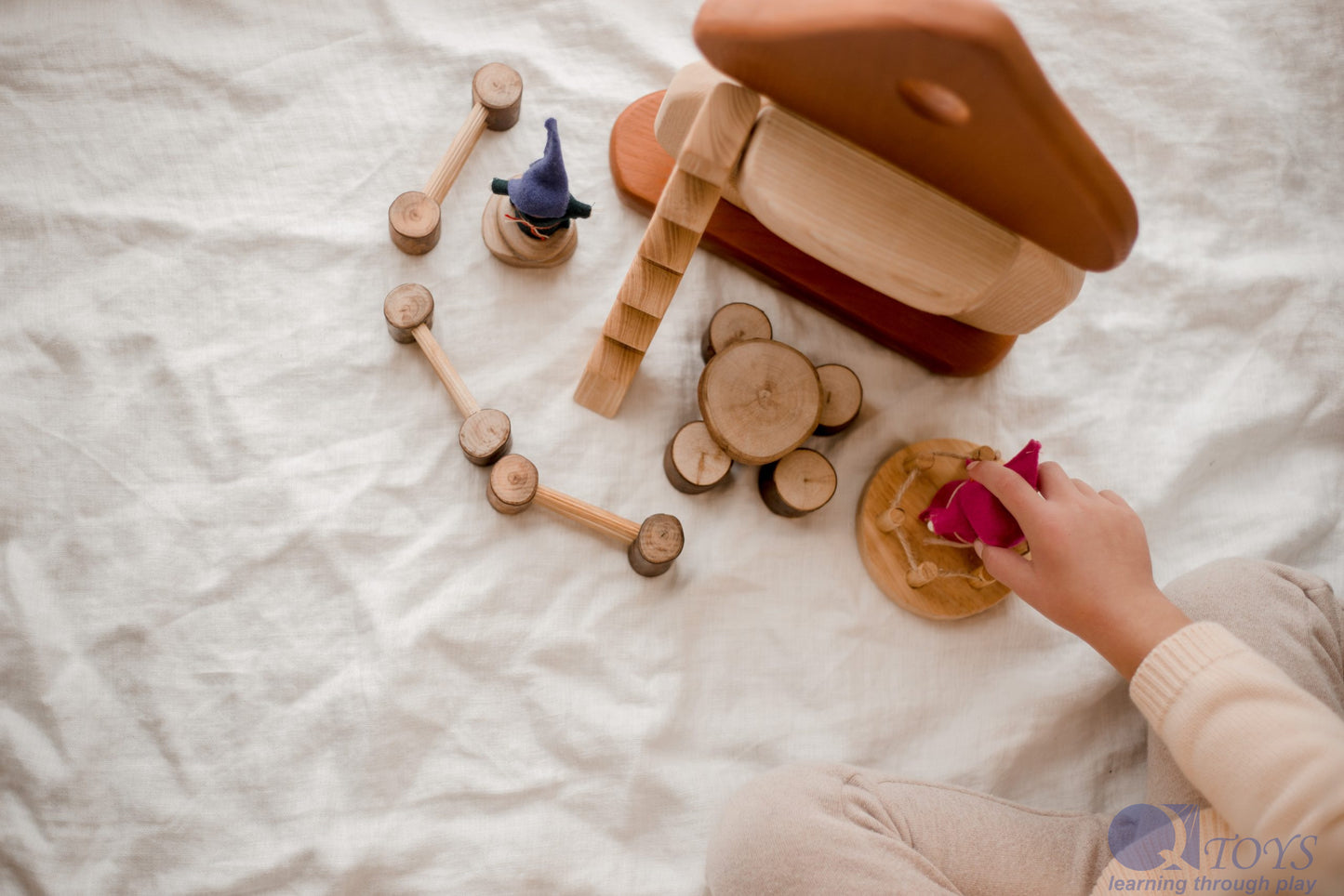 Mushroom House - Little Sprouts & Co. - Sensory Toys - [product tags]